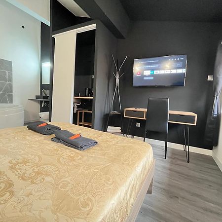 Charmant Studio Baignoire ناربون المظهر الخارجي الصورة